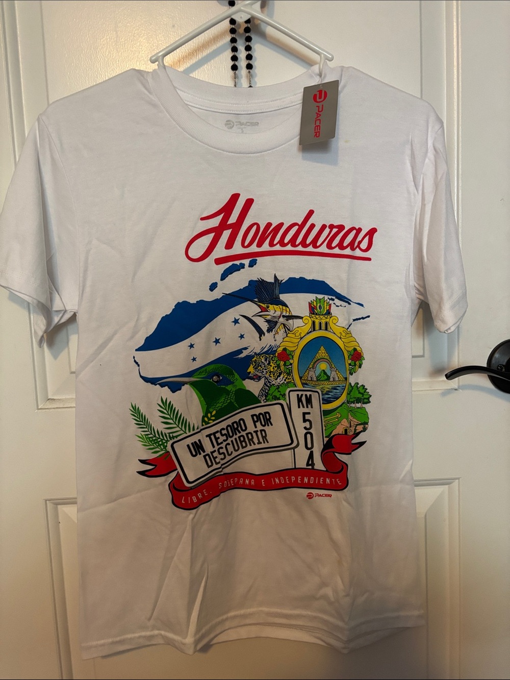 Pacer Honduras “Un Tesoro por Descubrir” Graphic T-Shirt Large NWT